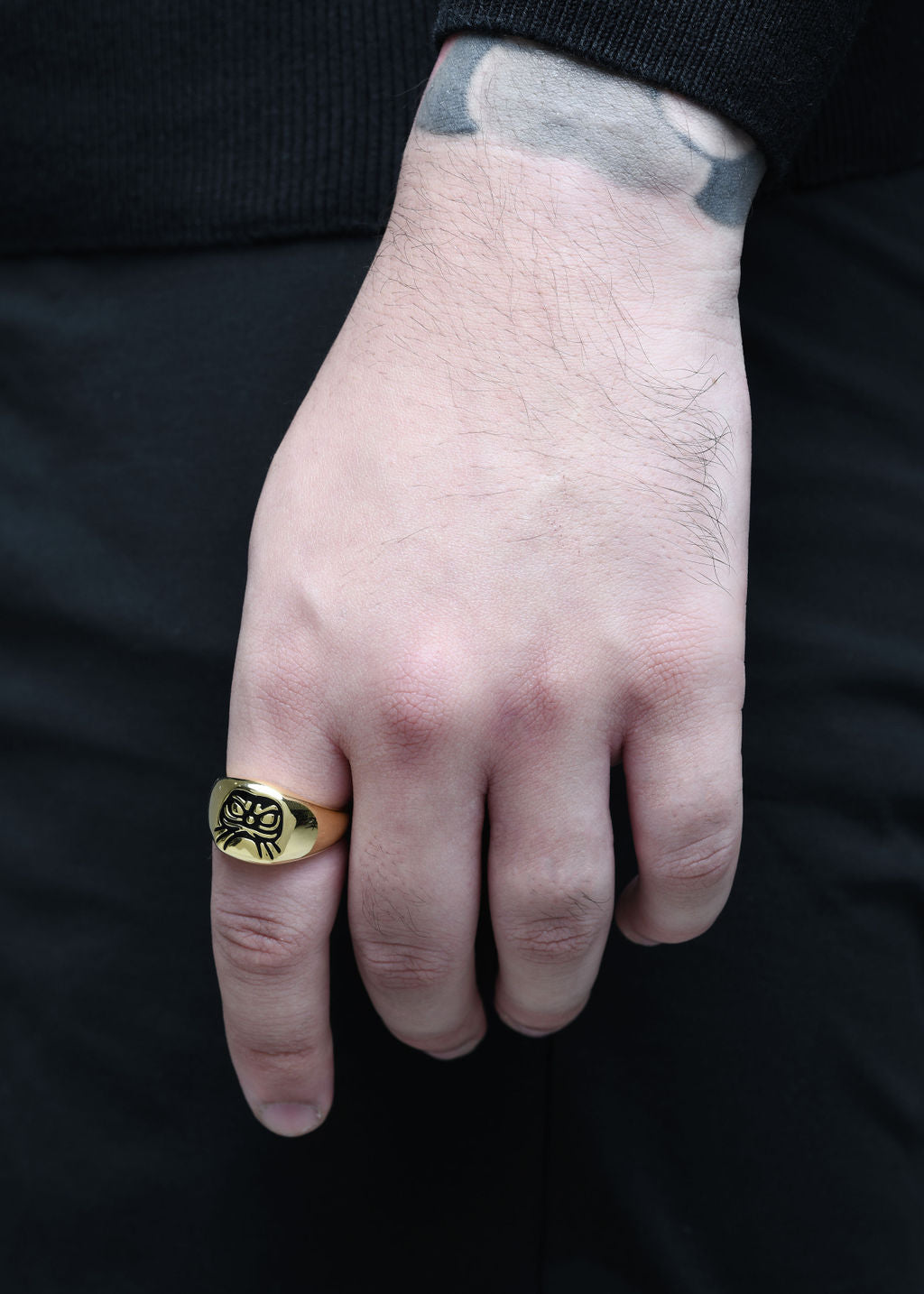 Gold-daruma-ring-model