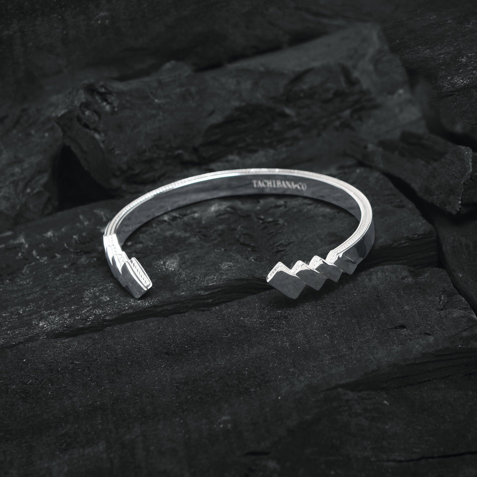Shidecuffbracelet - front