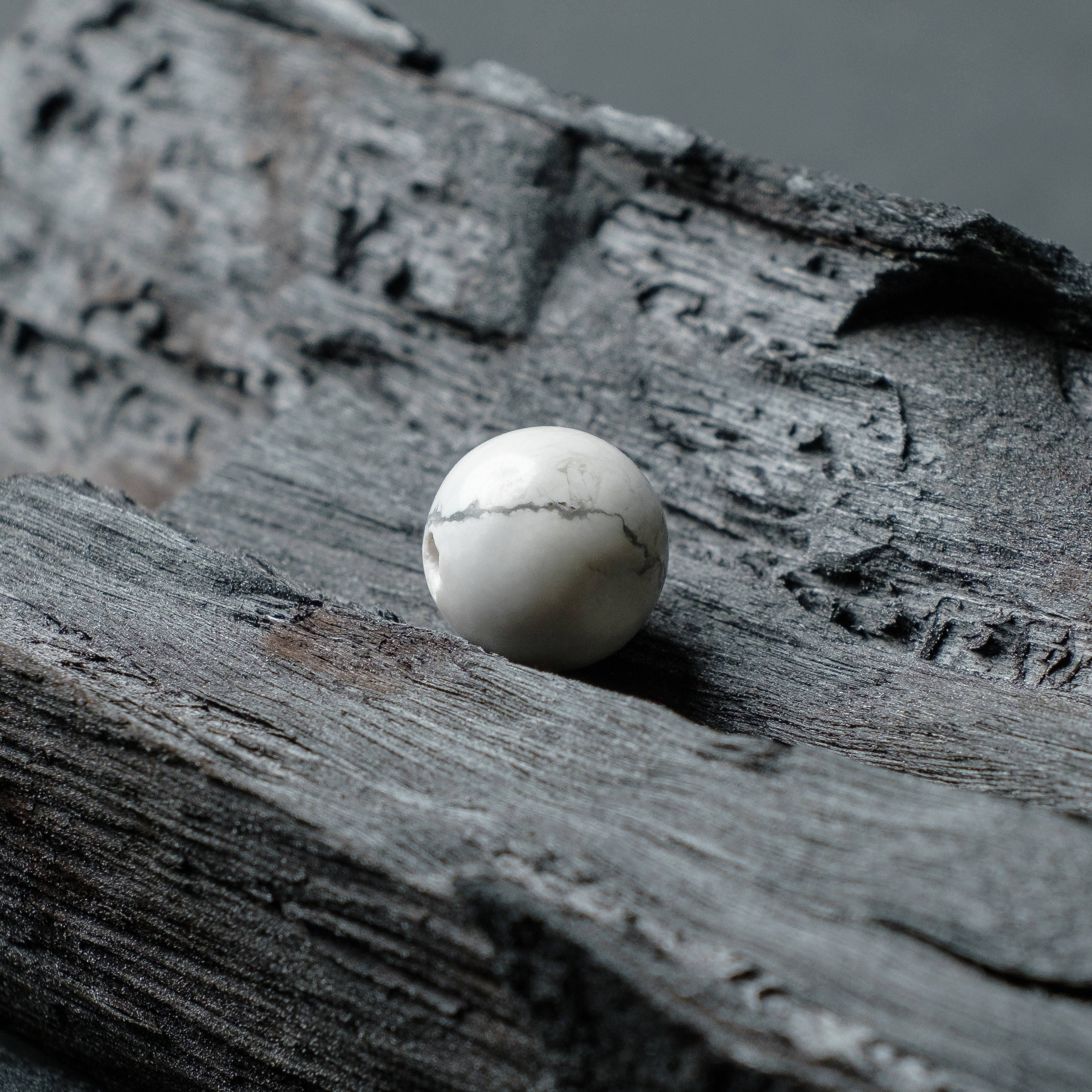 Howlite – TachibanaCo
