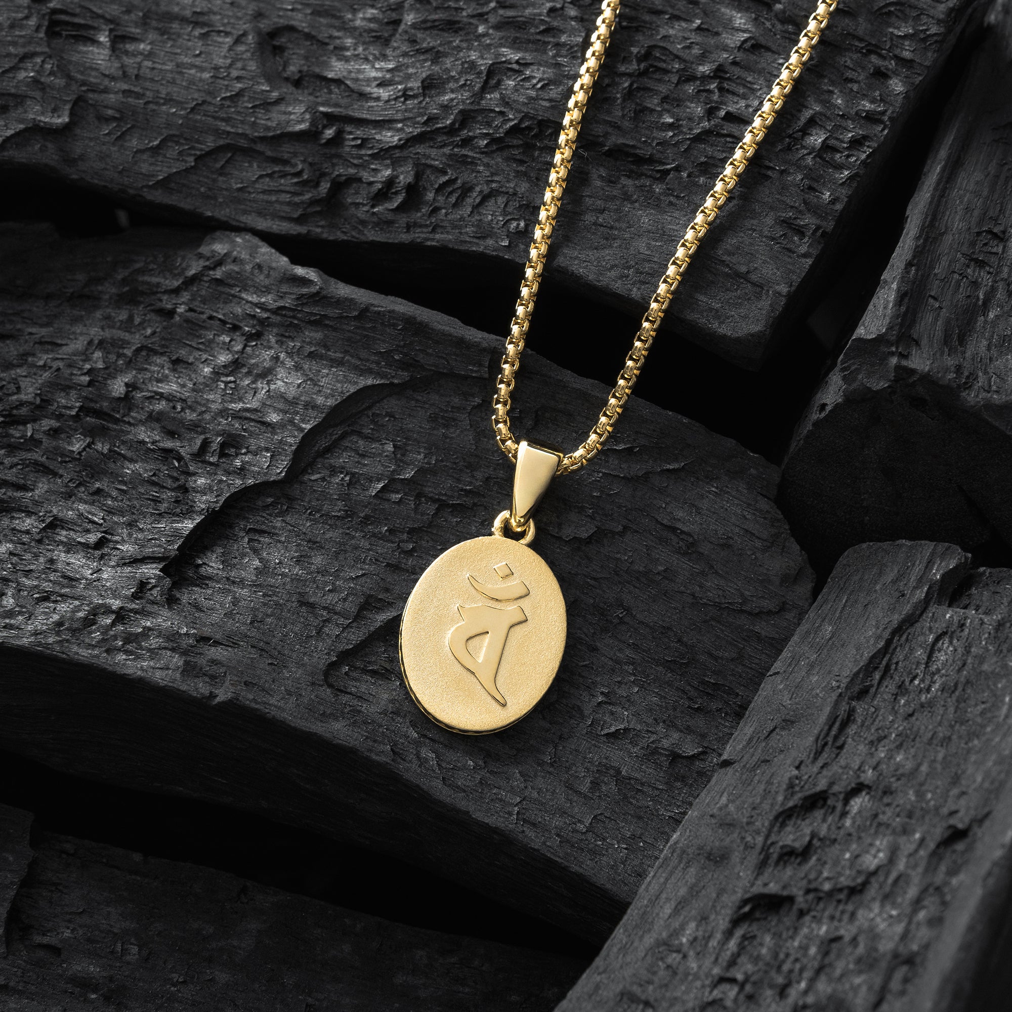 Dainichi-nyorai-gold-necklace-bonji.1