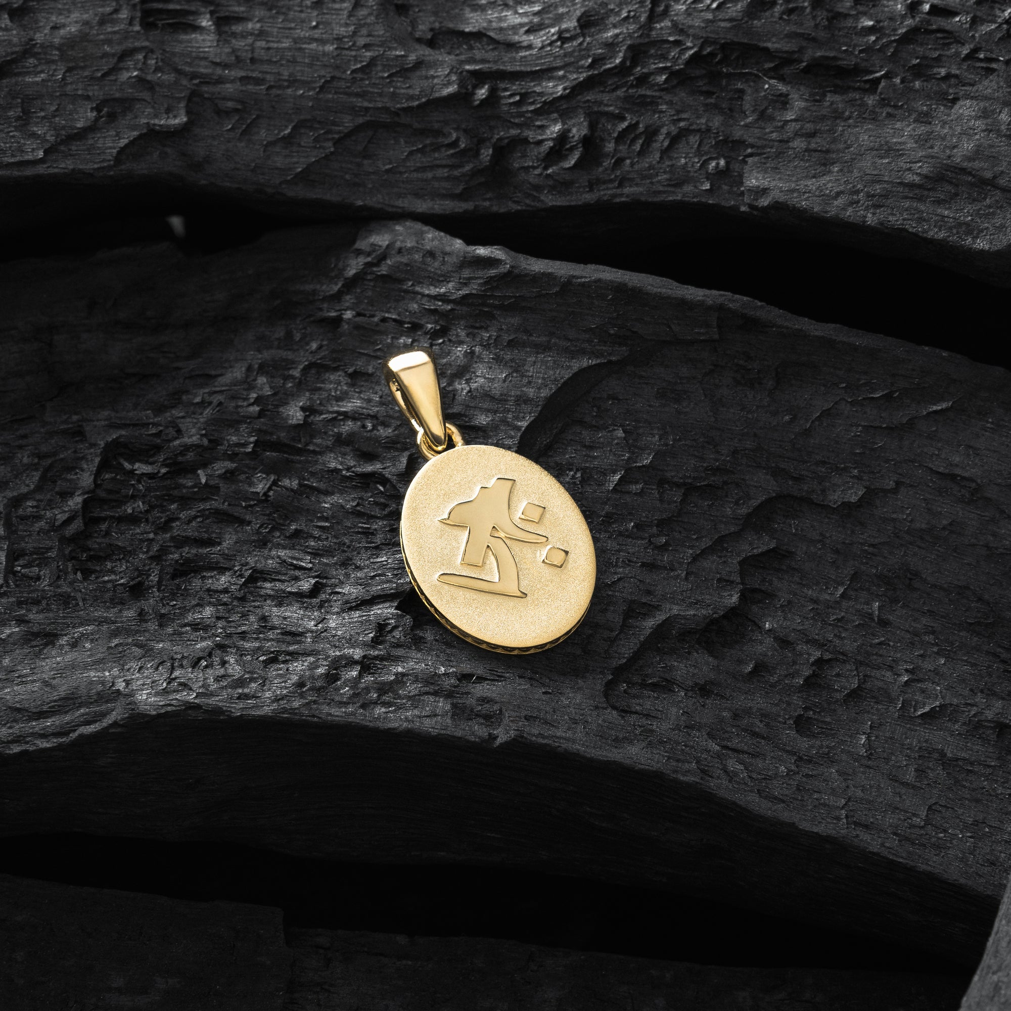 Gold-kokuzo-pendant-1