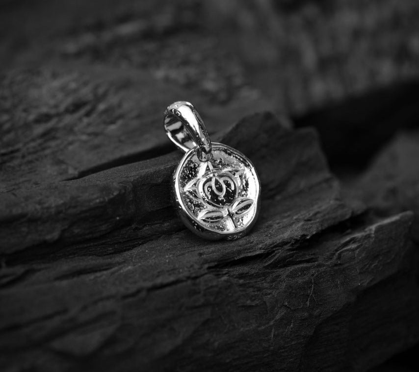 Silver Tachibana Kamon Pendant - Front