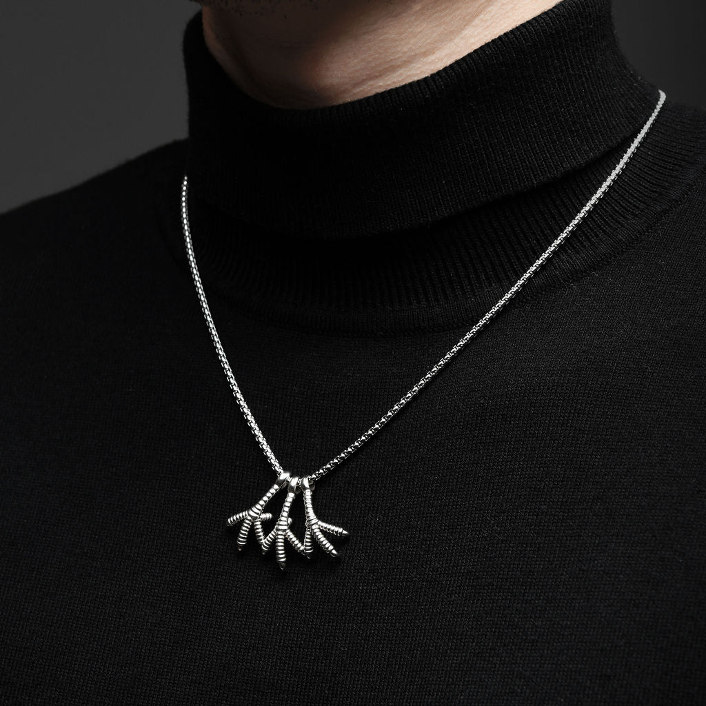 Yatagarasu-necklace-model